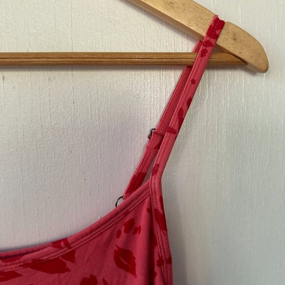 Cabi Balcony Cami Womens Small Pink Lips Adjustable Straps Style 6386 - Picture 2 of 7